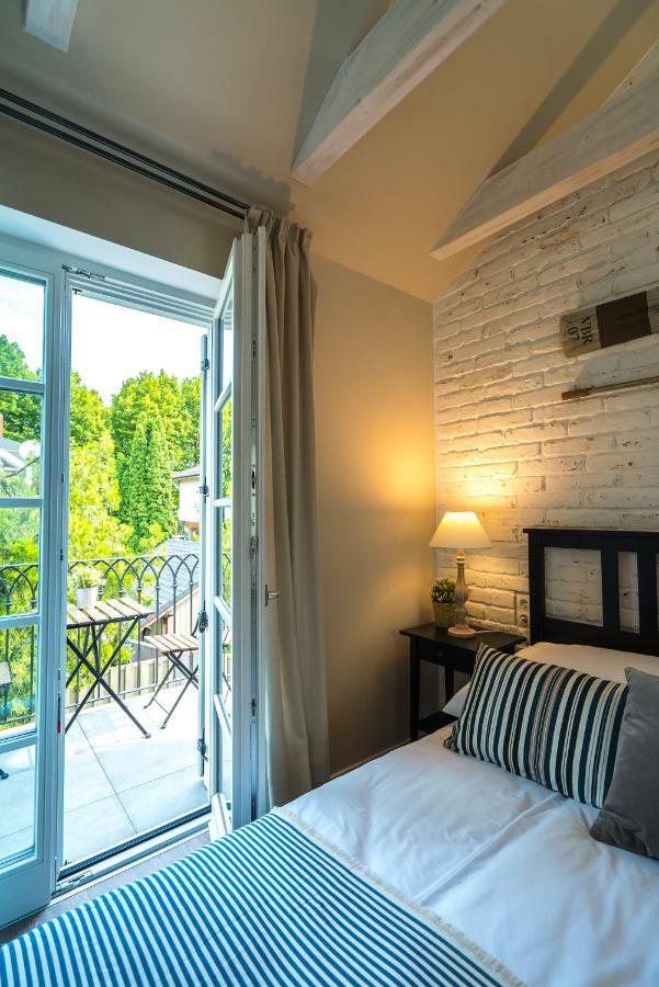 Secca Apartman Siófok Esterno foto