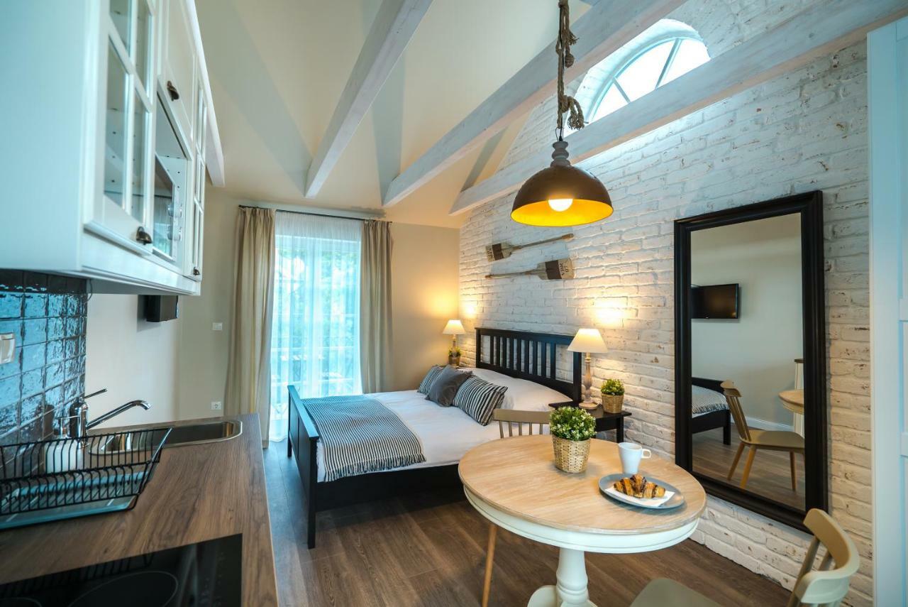 Secca Apartman Siófok Esterno foto