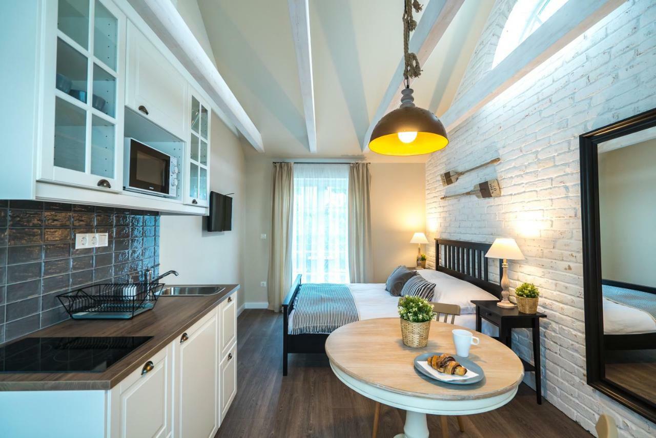 Secca Apartman Siófok Esterno foto